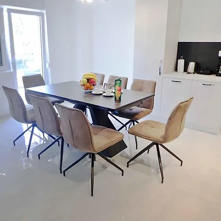 In - Paklenica Riviera 53734