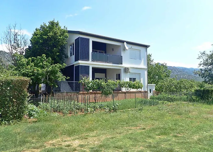 In - Paklenica Riviera 53734 Appartement *